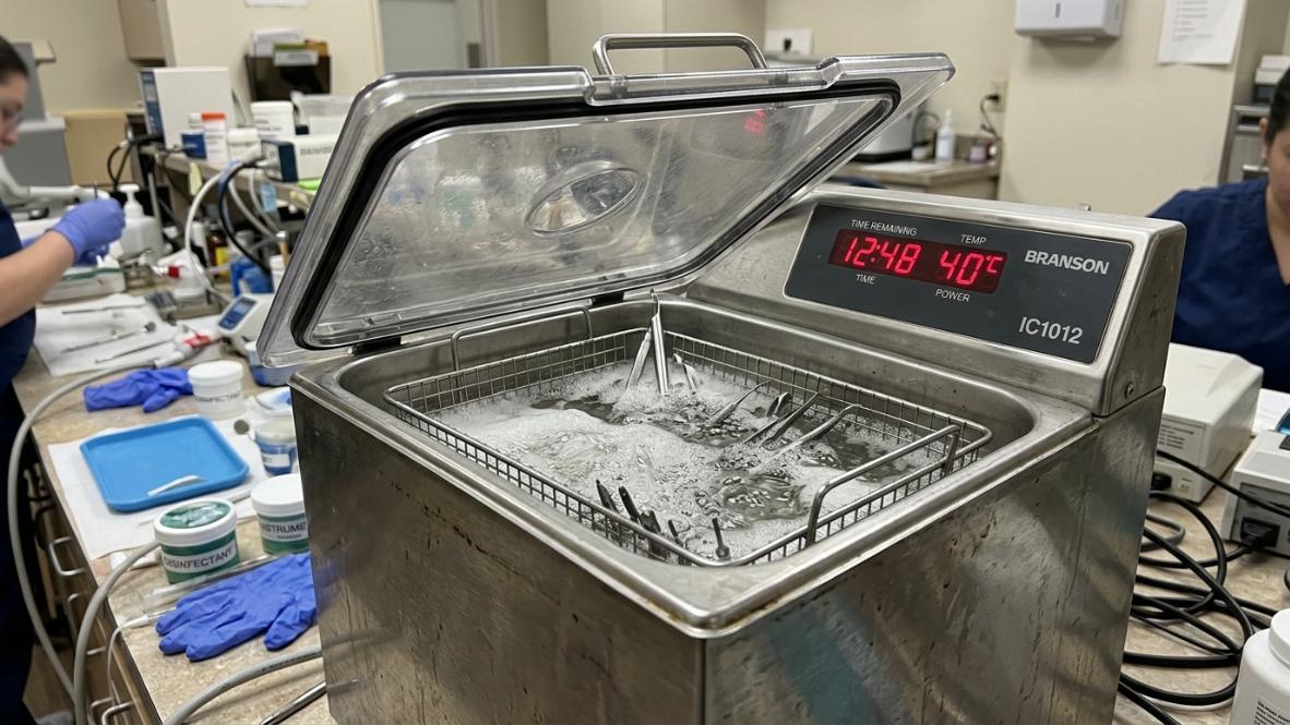 Dental Steamer vs Ultrasonic: Pros, Cons & Uses (2026)